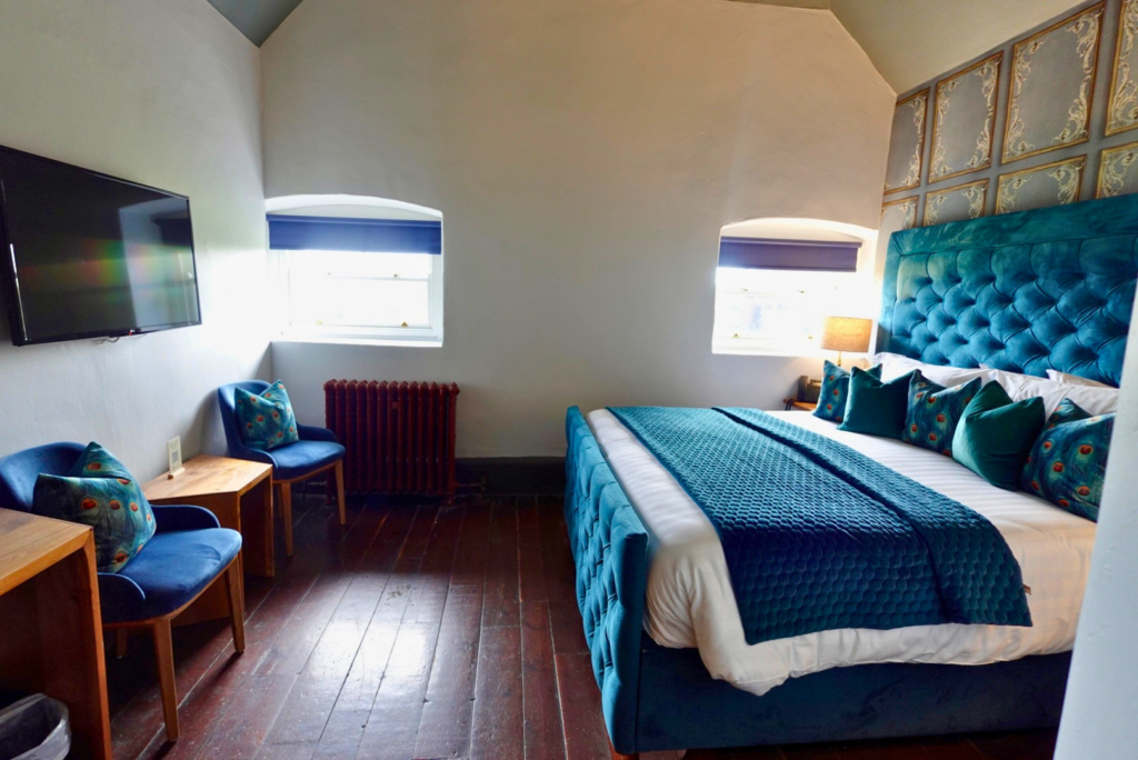 Bedroom 204