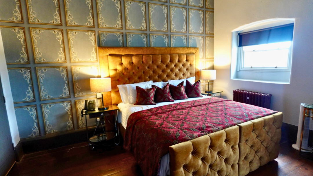 Room 206-2