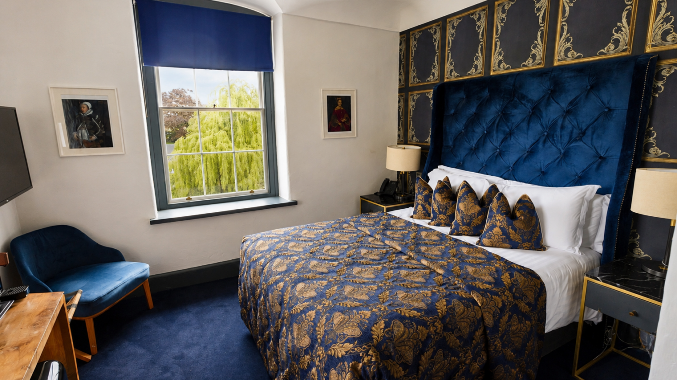 Standard Double room (3)